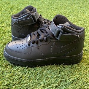 Nike Air Force 1 Mid